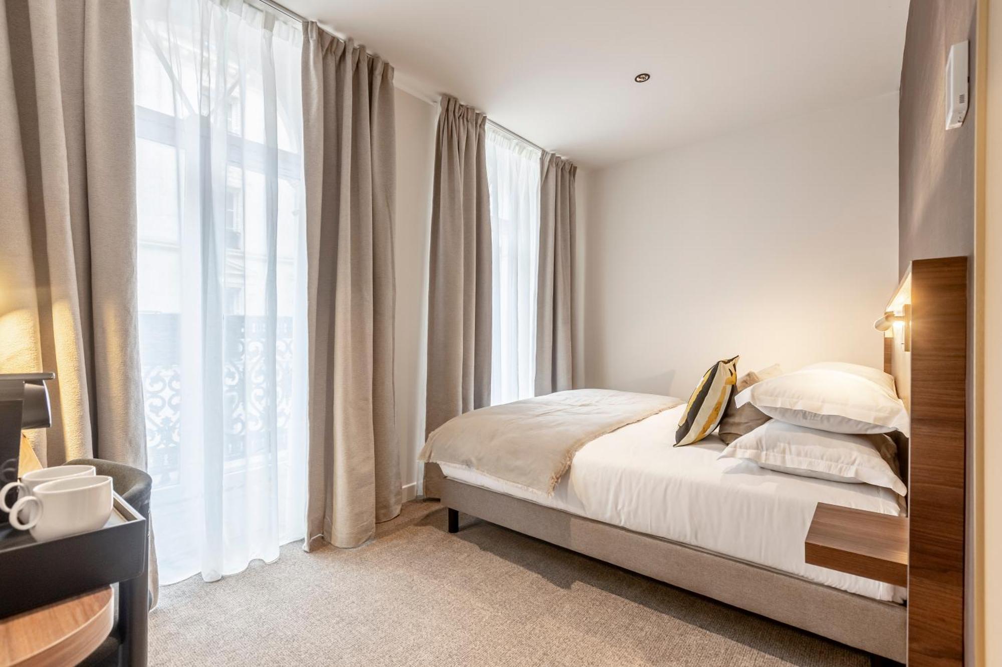 Le Madame By Sweett Hotel Paris Exterior foto