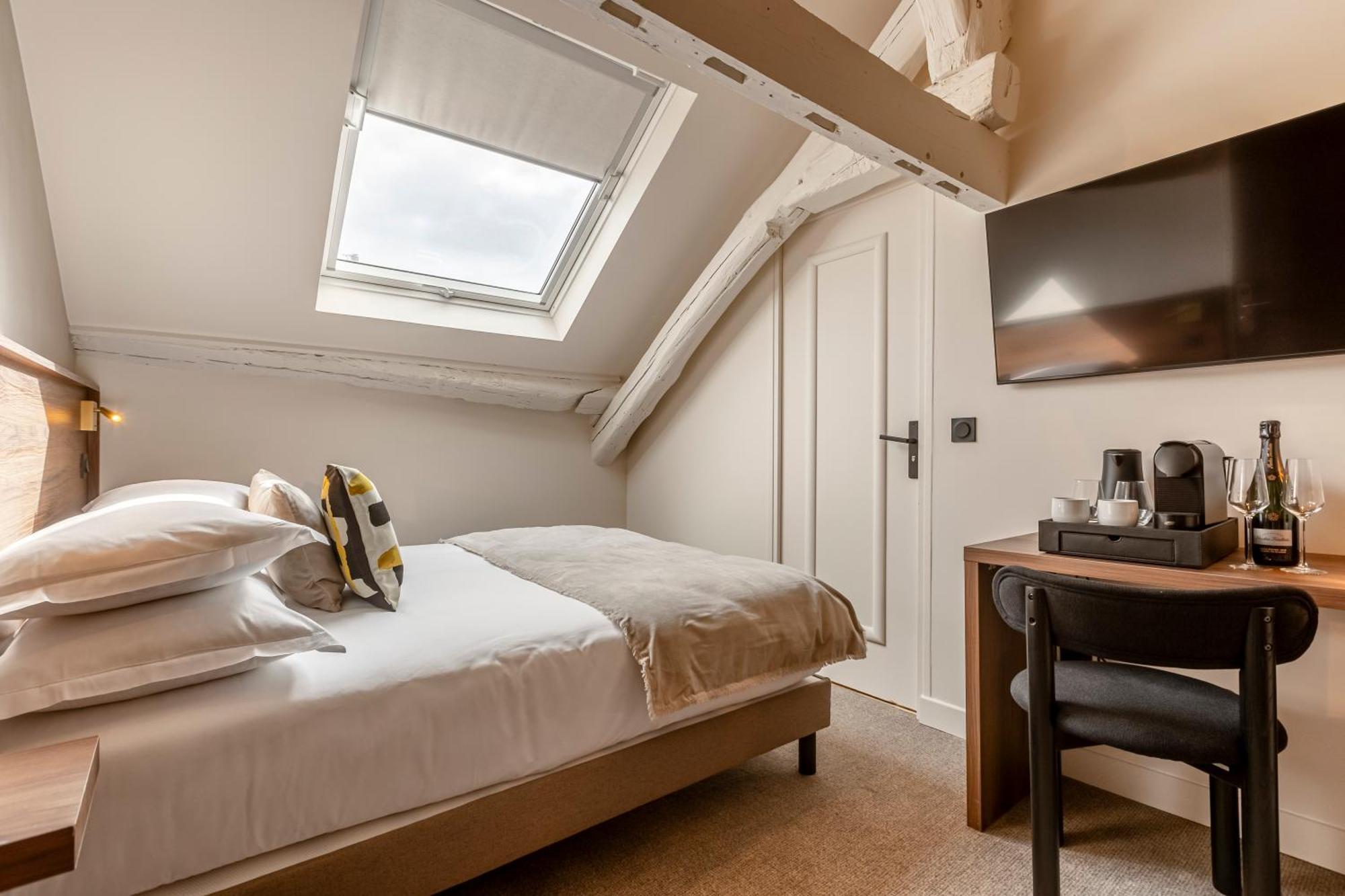 Le Madame By Sweett Hotel Paris Exterior foto